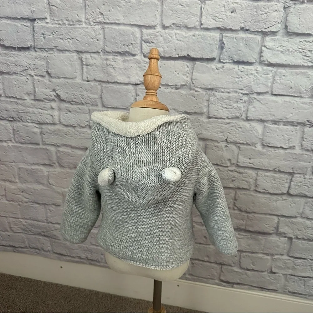 Gap Brannan bear sherpa-lined boys sweater